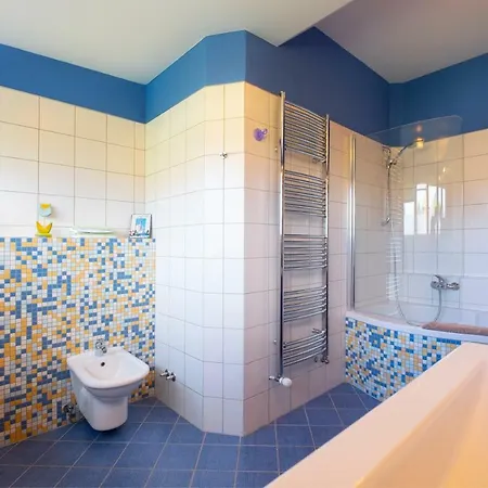 Apple Garden **** * Bled