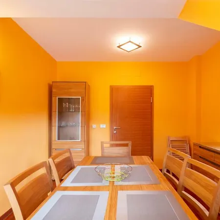 Apple Garden **** Apartman *