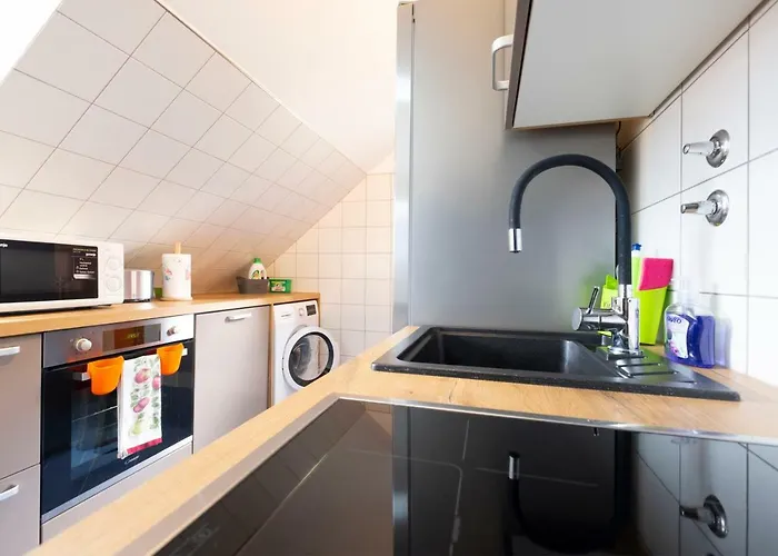 Apple Garden **** アパート *